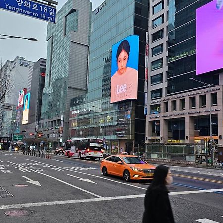 Hongdae Residence-2 1Min From Hongik Uni Station Exit #1 Seoul Luaran gambar