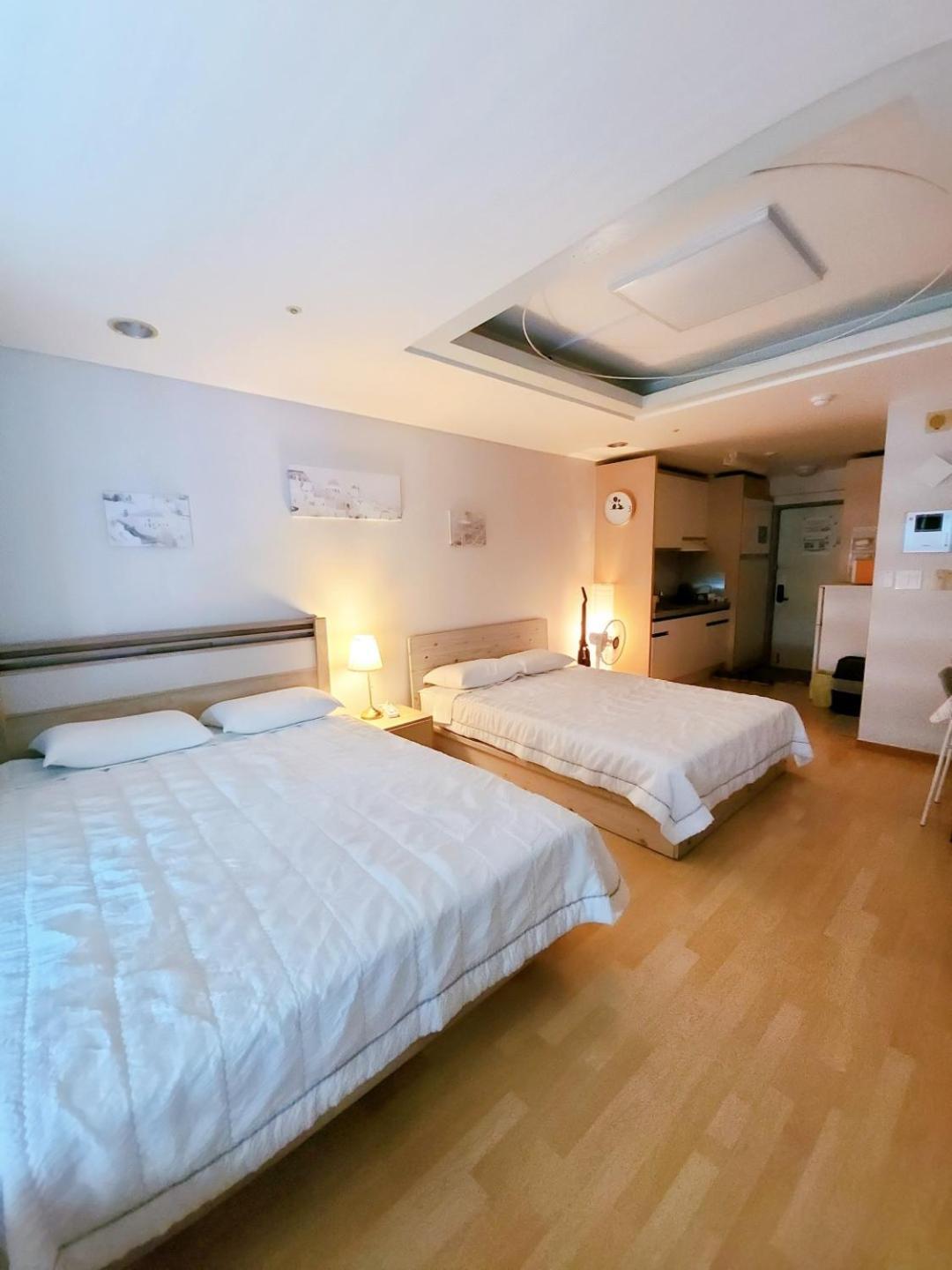 Hongdae Residence-2 1Min From Hongik Uni Station Exit #1 Seoul Luaran gambar