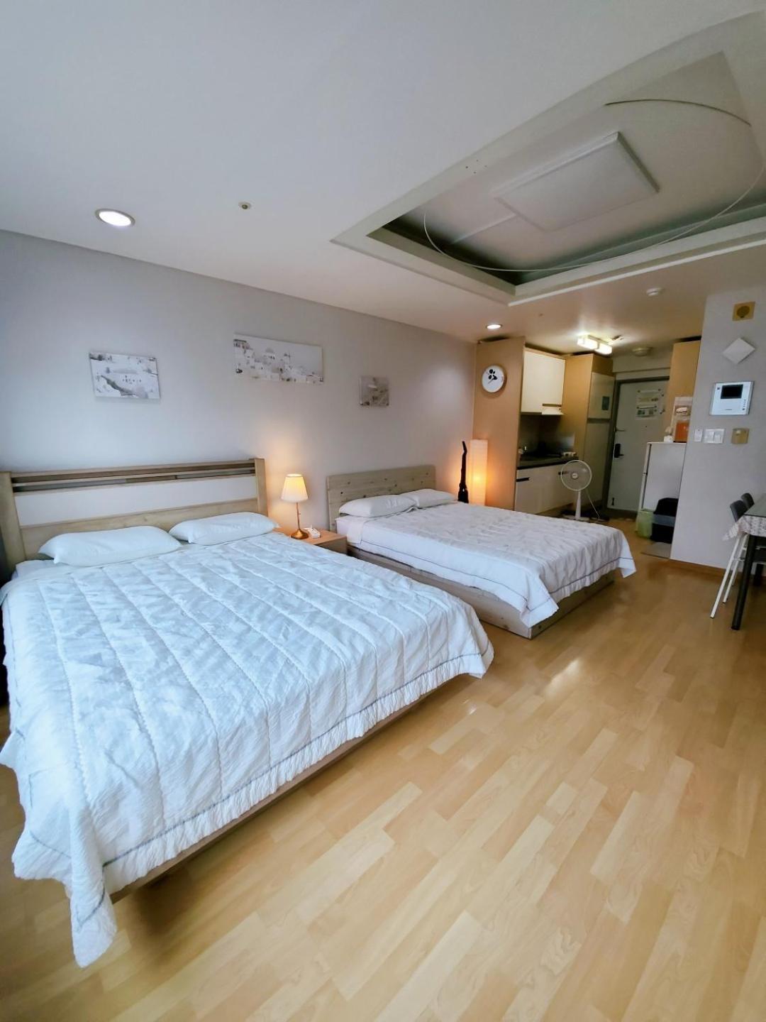 Hongdae Residence-2 1Min From Hongik Uni Station Exit #1 Seoul Luaran gambar