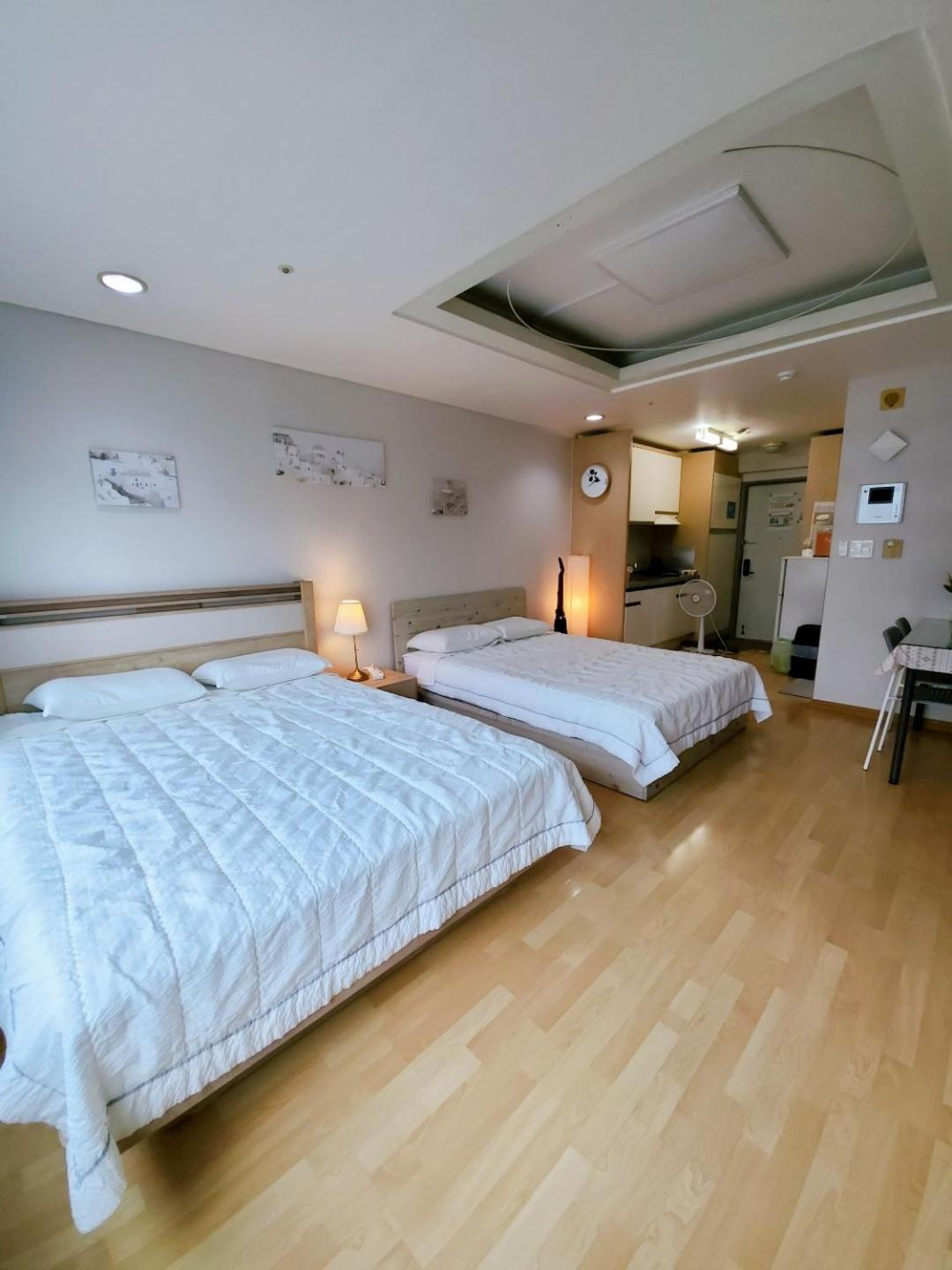 Hongdae Residence-2 1Min From Hongik Uni Station Exit #1 Seoul Luaran gambar